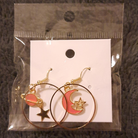 earrings - Picture 2 of 2